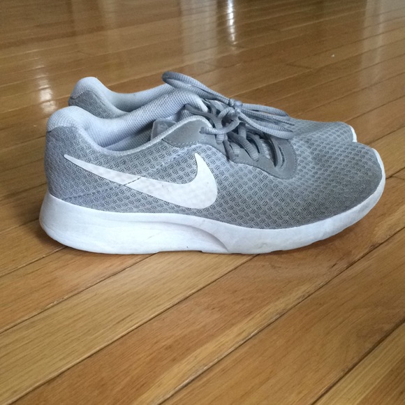 Nike Shoes - Nike athletic sneakers